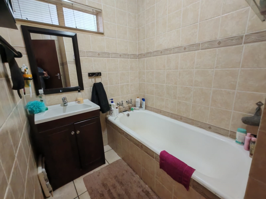 3 Bedroom Property for Sale in Sasolburg Ext 15 Free State